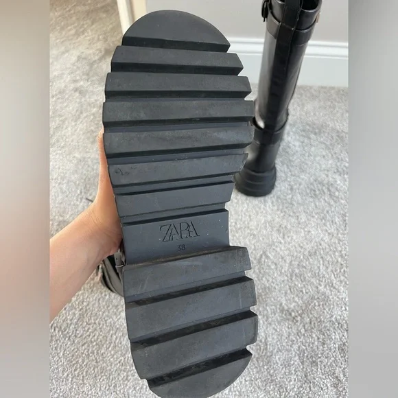 Zara Black Knee-High Lace-Up Boots with Buckles - Picture 4 of 5